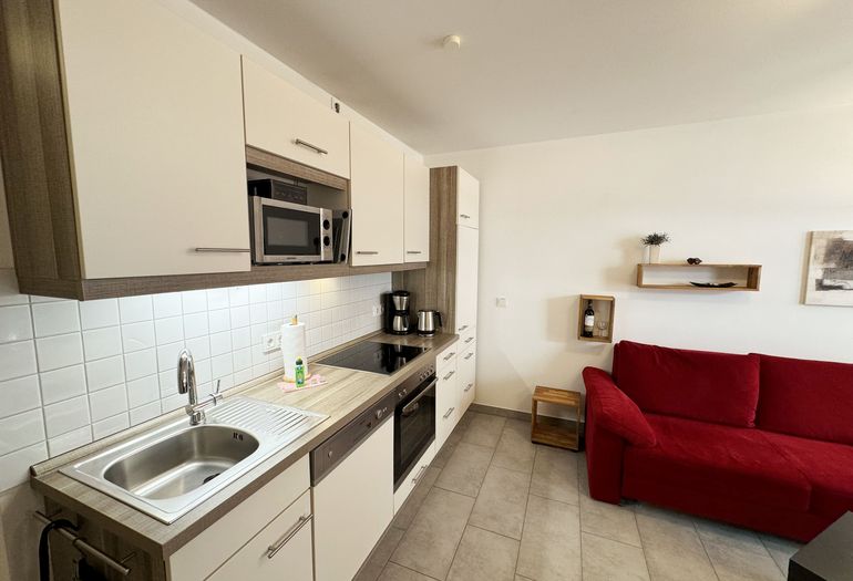 Haus Meeresblick WE A 1.10 moderne Küchenzeile Haus Meeresblick WE A 1.10 moderne Küchenzeile