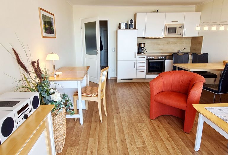 kombinierter Wohn-, Ess- und Kochbereich kombinierter Wohn-, Ess- und Kochbereich