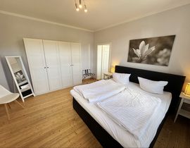 Haus Seestern Whg. 2 Rosengarten mit Terrasse und Sauna