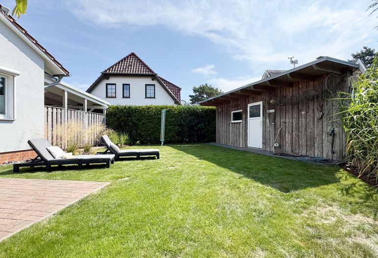 Gartenbereich mit Schuppen Gartenbereich mit Schuppen