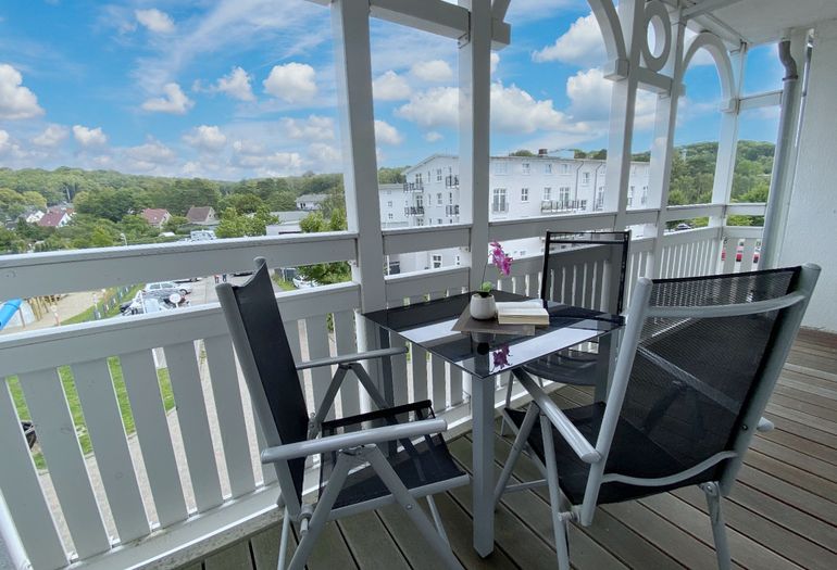 bestuhlter Balkon bestuhlter Balkon