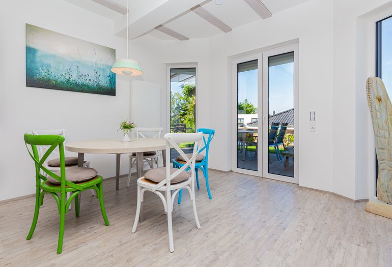 Esstisch für gemeinsames Essen Esstisch für gemeinsames Essen