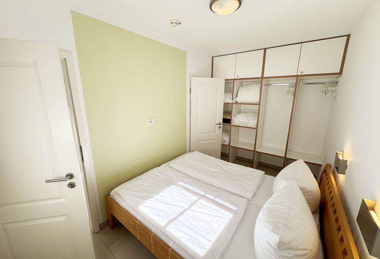 Schlafzimmer mit Doppelbett Schlafzimmer mit Doppelbett