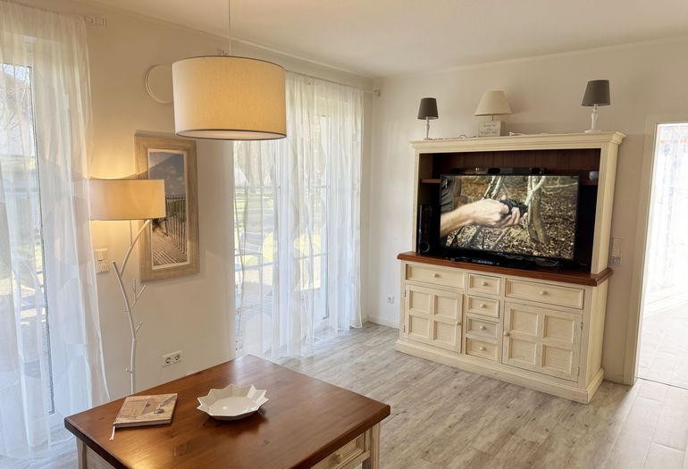 großer Fernseher im Wohnbereich großer Fernseher im Wohnbereich