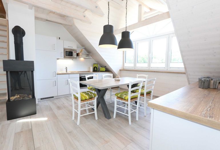 Esstisch für gemeinsame Mahlzeiten