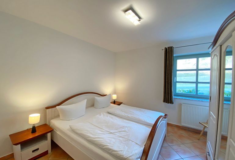 1. Schlafzimmer mit Doppelbett 1. Schlafzimmer mit Doppelbett