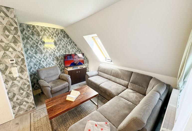 bequeme Couchecke mit TV