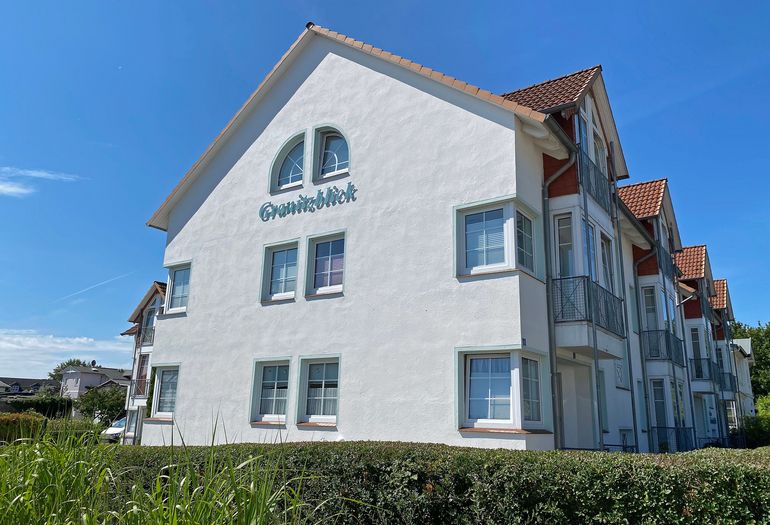 seitlicher Blick zum Haus Granitzblick