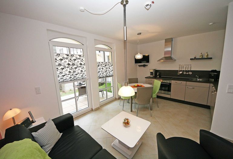 Haus Meeresblick Baabe - A 1.26 Seegeflüster mit Terrasse Haus Meeresblick Baabe - A 1.26 Seegeflüster mit Terrasse