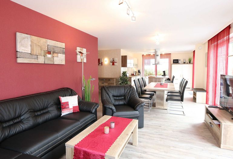 Wohnbereich mit Eckcouch Wohnbereich mit Eckcouch