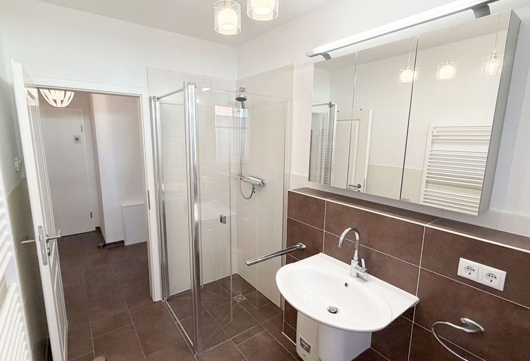 Ferienwohnung Nr. 05 LEON - Badezimmer Ferienwohnung Nr. 05 LEON - Badezimmer