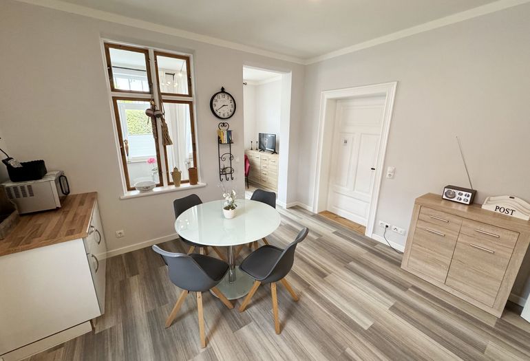 Essbereich mit Stühlen Essbereich mit Stühlen