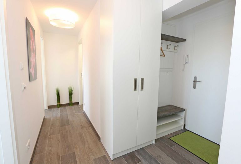 Flur mit Garderobe