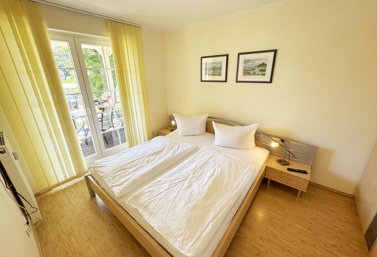 Schlafzimmer mit Doppelbett Schlafzimmer mit Doppelbett