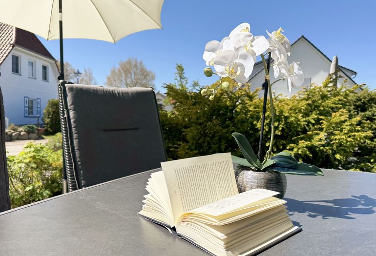 Südwest bestuhlte Terrasse