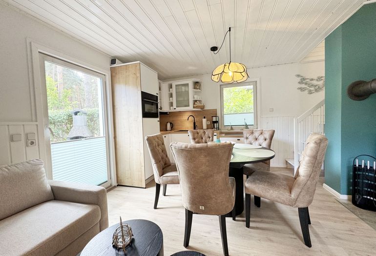 Blick zur Küchenzeile