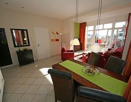 Haus Möwe 1 Wohnung 02 mit Terrasse