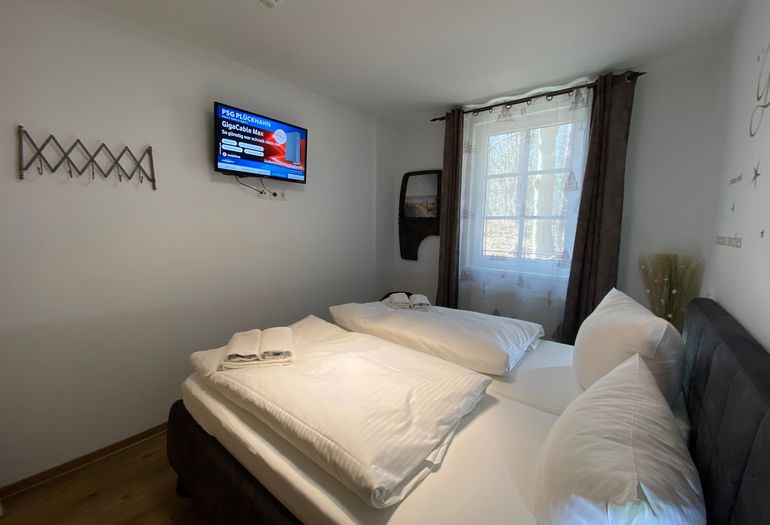 Schlafzimmer mit TV Schlafzimmer mit TV