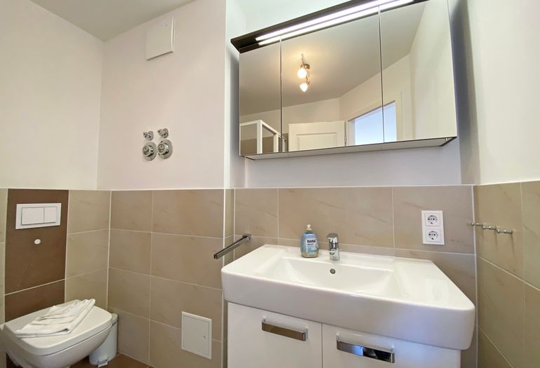 Badezimmer mit WC Badezimmer mit WC