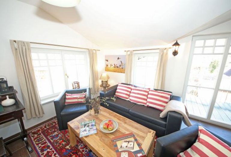 Strandkiefer Whg. 03 mit Balkon Strandkiefer Whg. 03 mit Balkon