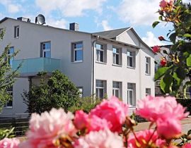 Haus Seestern Whg. 2 Rosengarten mit Terrasse und Sauna