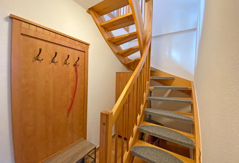 Flur mit Treppe Flur mit Treppe