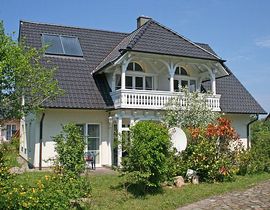 Haus Rügenwind mit 5 komfortablen Wohnungen