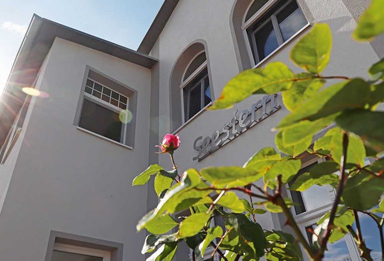 Haus Seestern Whg. 2 Rosengarten mit Terrasse und Sauna Haus Seestern Whg. 2 Rosengarten mit Terrasse und Sauna