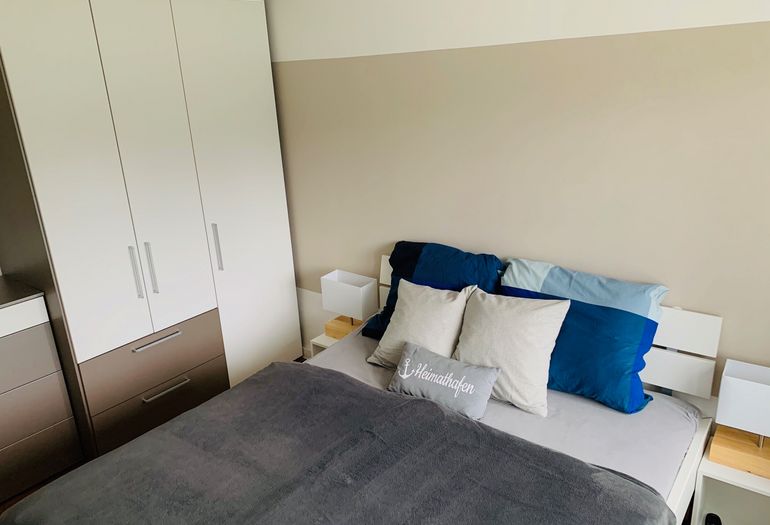 1.Schlafzimmer mit Doppelbett 1.Schlafzimmer mit Doppelbett