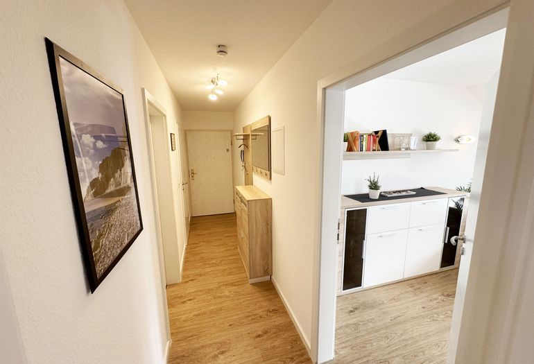 Flurbereich mit Garderobe Flurbereich mit Garderobe