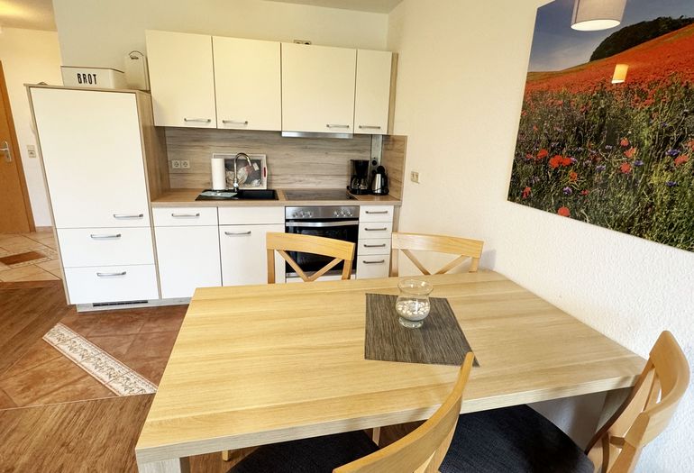 Haus-an-der-Düne-WE-05-Essbereich