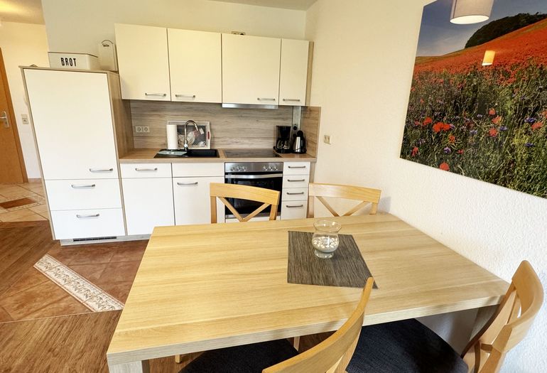 Haus-an-der-Düne-WE-05-Essbereich