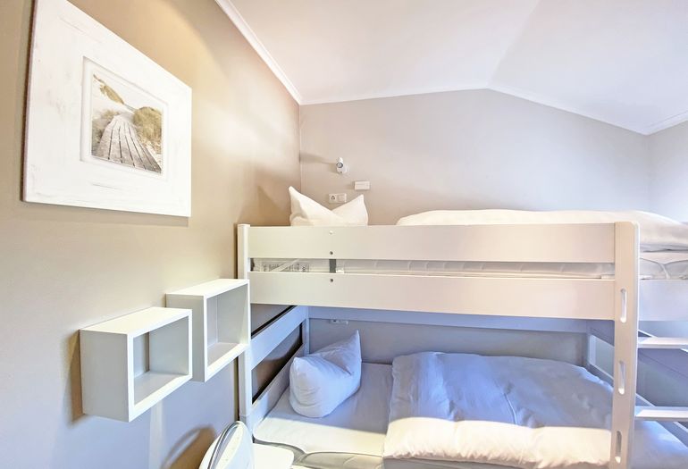 2. Schlafzimmer mit Doppelstockbett 2. Schlafzimmer mit Doppelstockbett