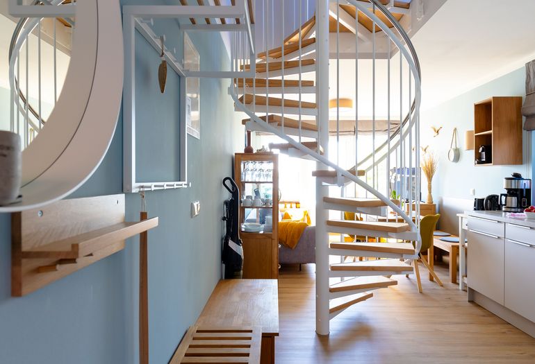 Wendeltreppe zur 1. Etage