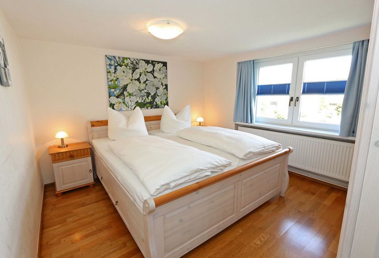 Schlafzimmer mit Doppelbett Schlafzimmer mit Doppelbett