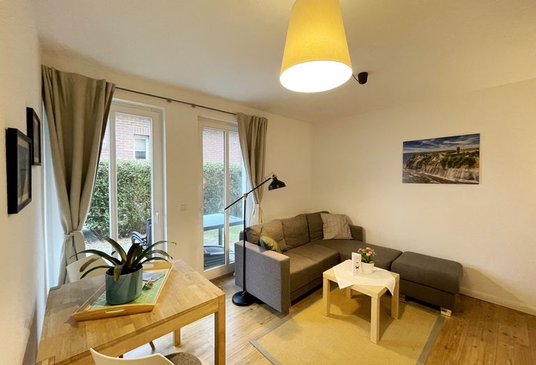 Wohnzimmer mit Esstisch Wohnzimmer mit Esstisch