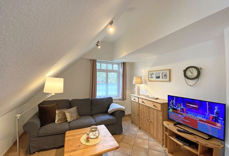 Wohnzimmer mit TV Wohnzimmer mit TV