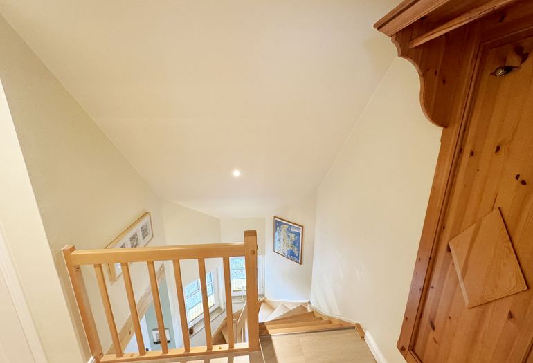 oberer Flurbereich mit Garderobe