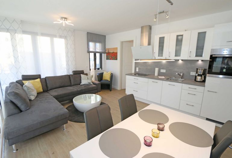 Wohnzimmer mit Wohnlandschaft Wohnzimmer mit Wohnlandschaft