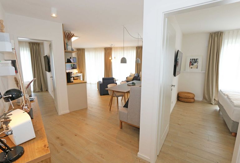 heller und moderner Flurbereich