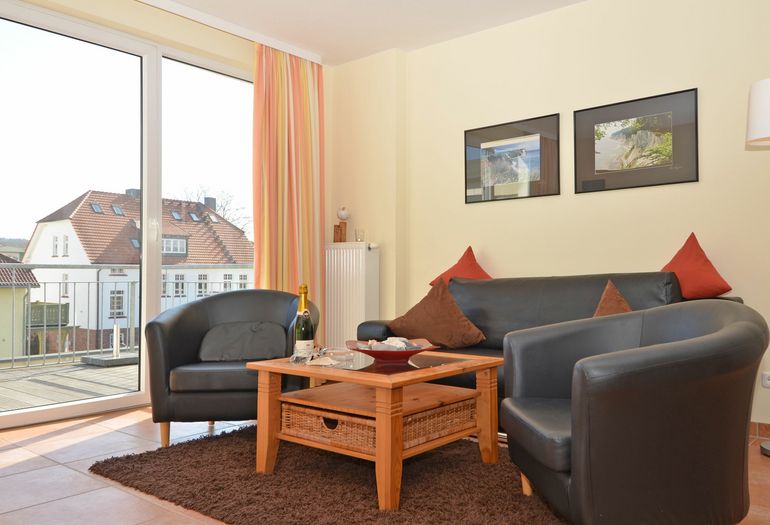 Wohnbereich mit Schlafcouch Wohnbereich mit Schlafcouch