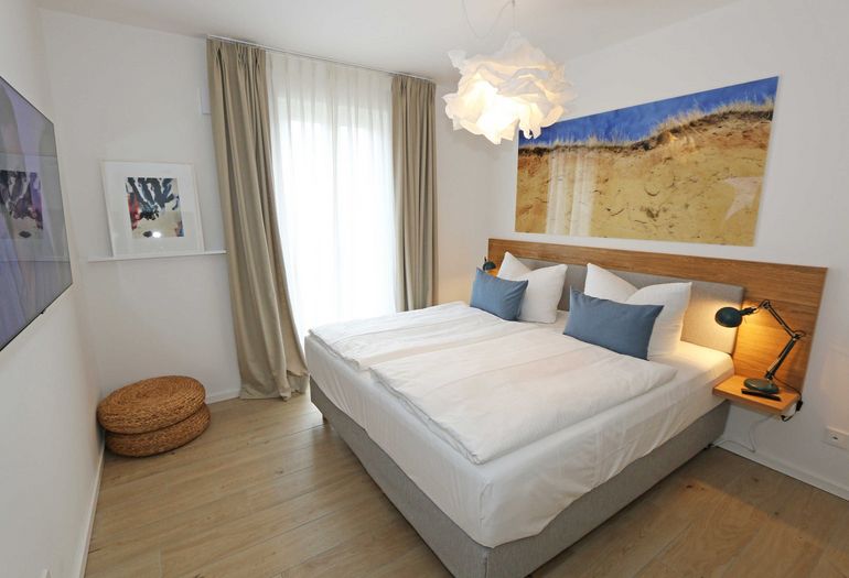1. Schlafzimmer mit Doppelbett 1. Schlafzimmer mit Doppelbett