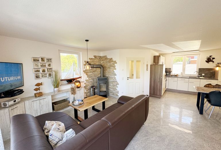 gefliester Wohn-/Essbereich