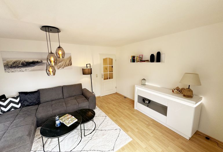 Wohnbereich mit Sideboard