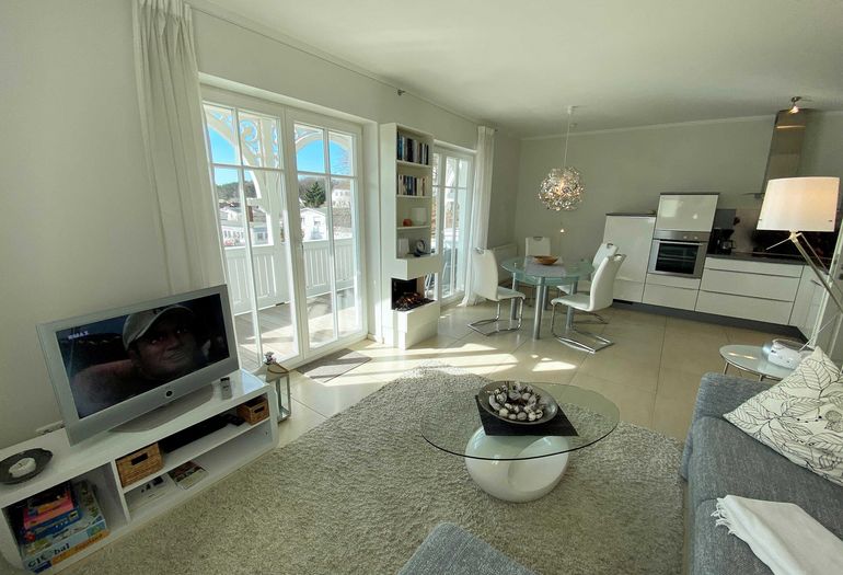 Wohnzimmer mit TV Wohnzimmer mit TV