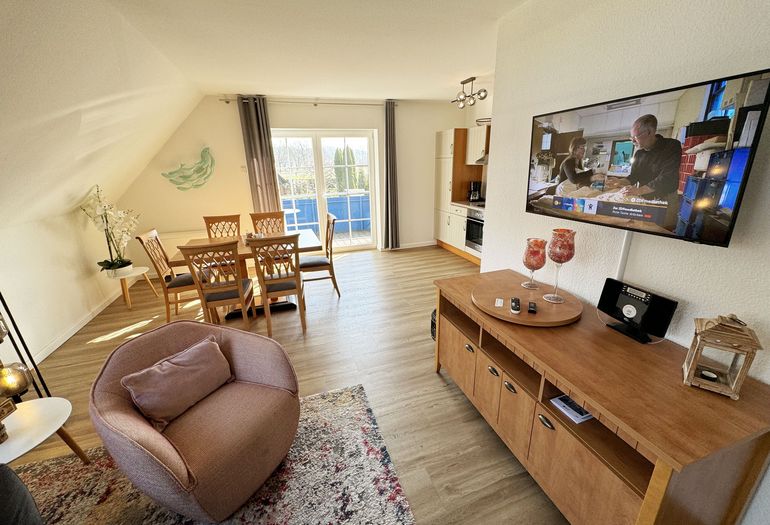 Blick in das Wohnzimmer der Ferienwohnung