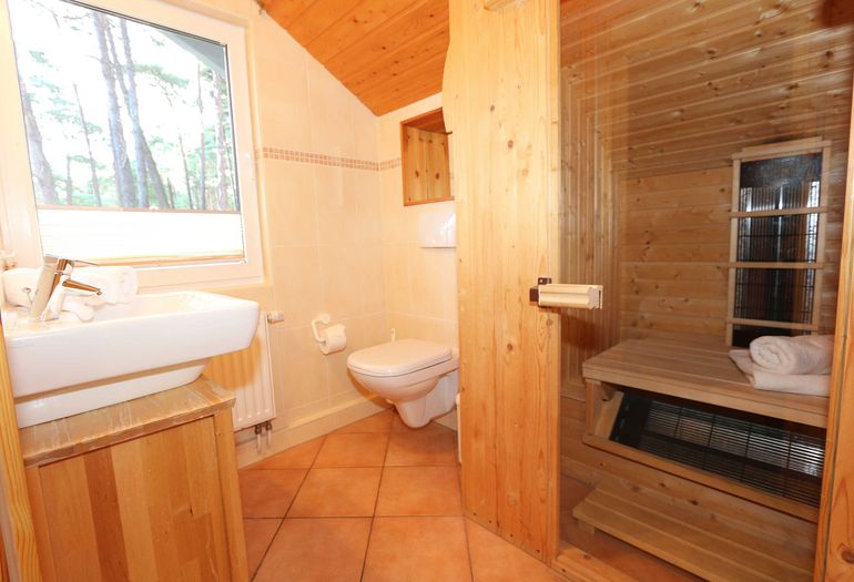 2. Badezimmer mit Thermium