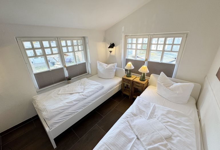 2.Schlafzimmer mit Einzelbetten