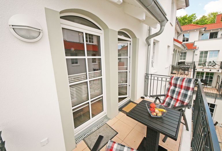 Haus Meeresblick Whg 2.05 bestuhlter Balkon