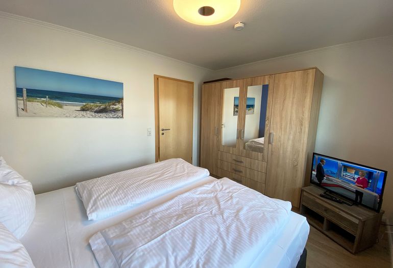 1. Schlafzimmer